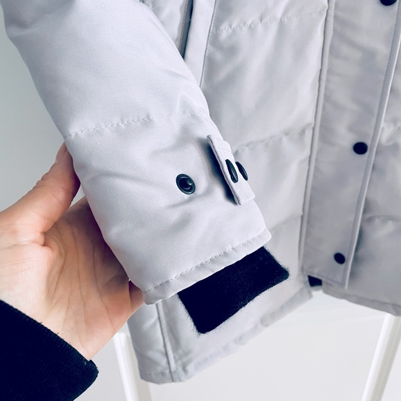 **SOLD** Canada Goose Shelburne Parka - 2021 - Picture 4 of 9